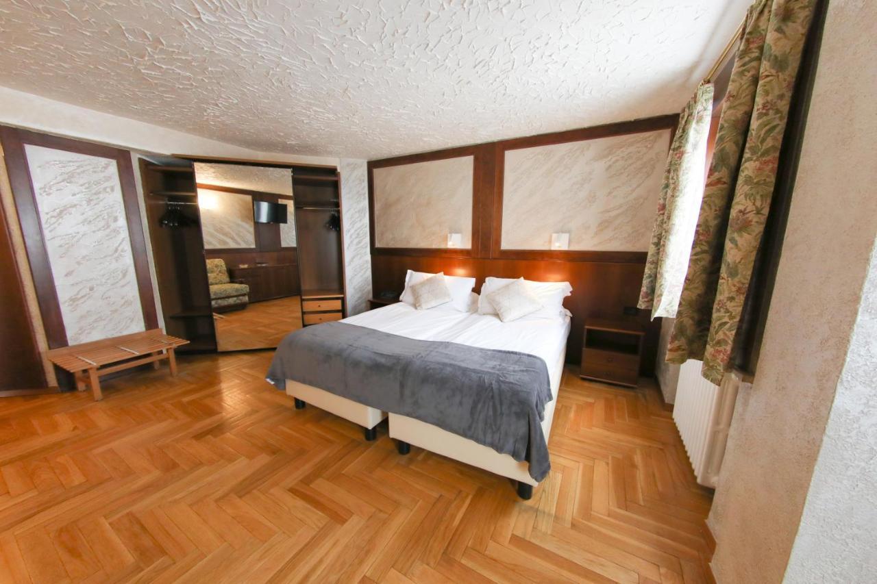Hotel Sporting Breuil-Cervinia Eksteriør bilde