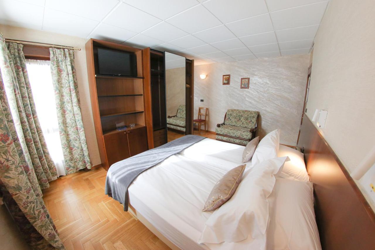 Hotel Sporting Breuil-Cervinia Eksteriør bilde