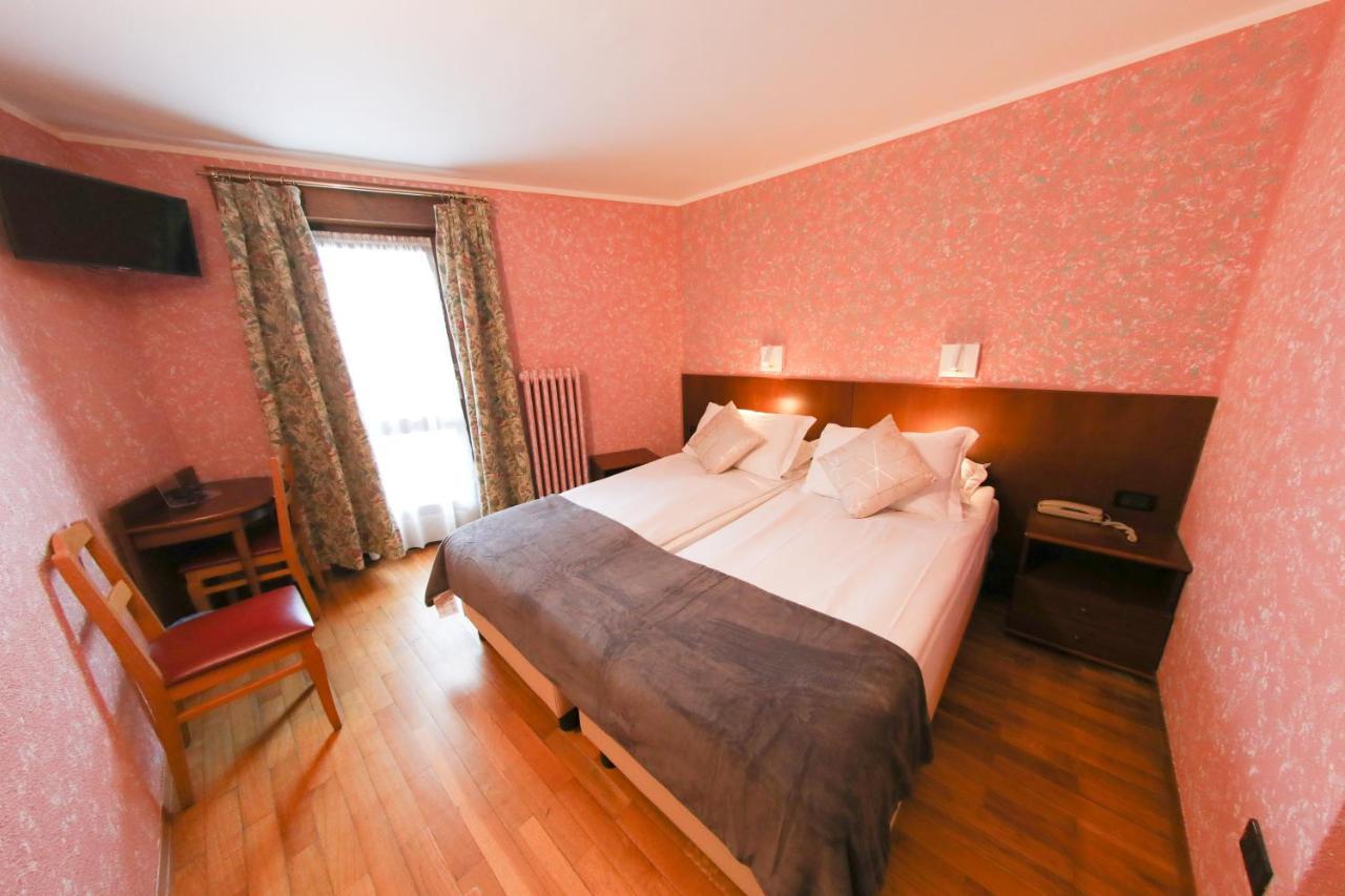 Hotel Sporting Breuil-Cervinia Eksteriør bilde