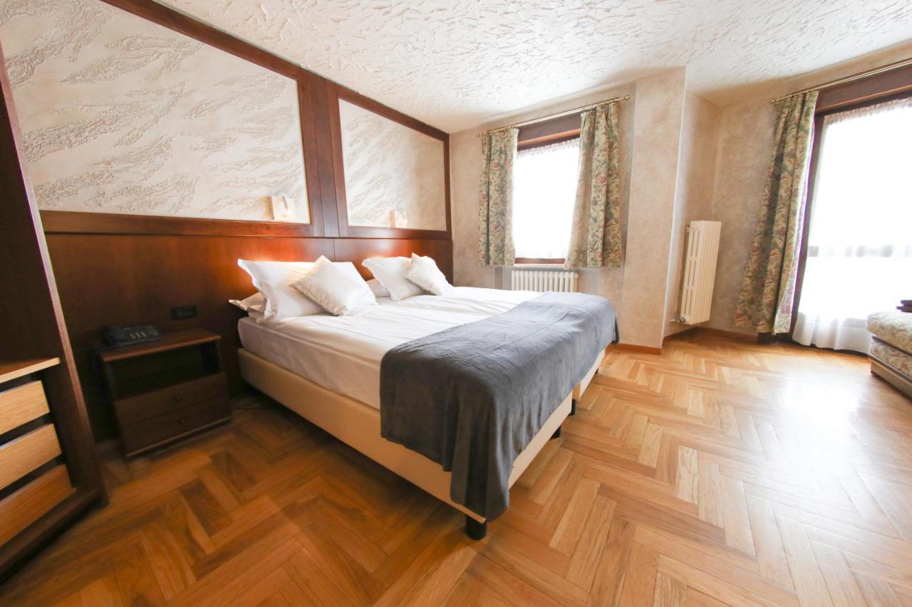 Hotel Sporting Breuil-Cervinia Eksteriør bilde