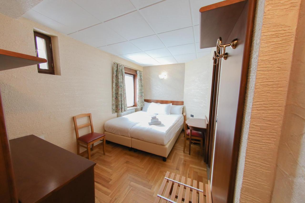 Hotel Sporting Breuil-Cervinia Eksteriør bilde