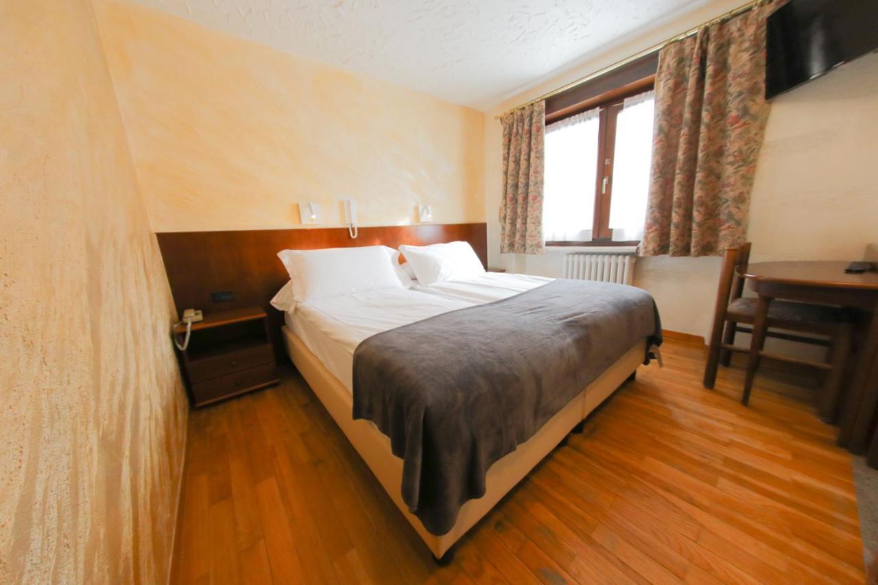 Hotel Sporting Breuil-Cervinia Eksteriør bilde