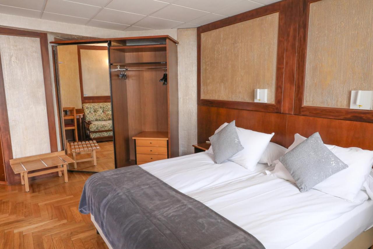 Hotel Sporting Breuil-Cervinia Eksteriør bilde