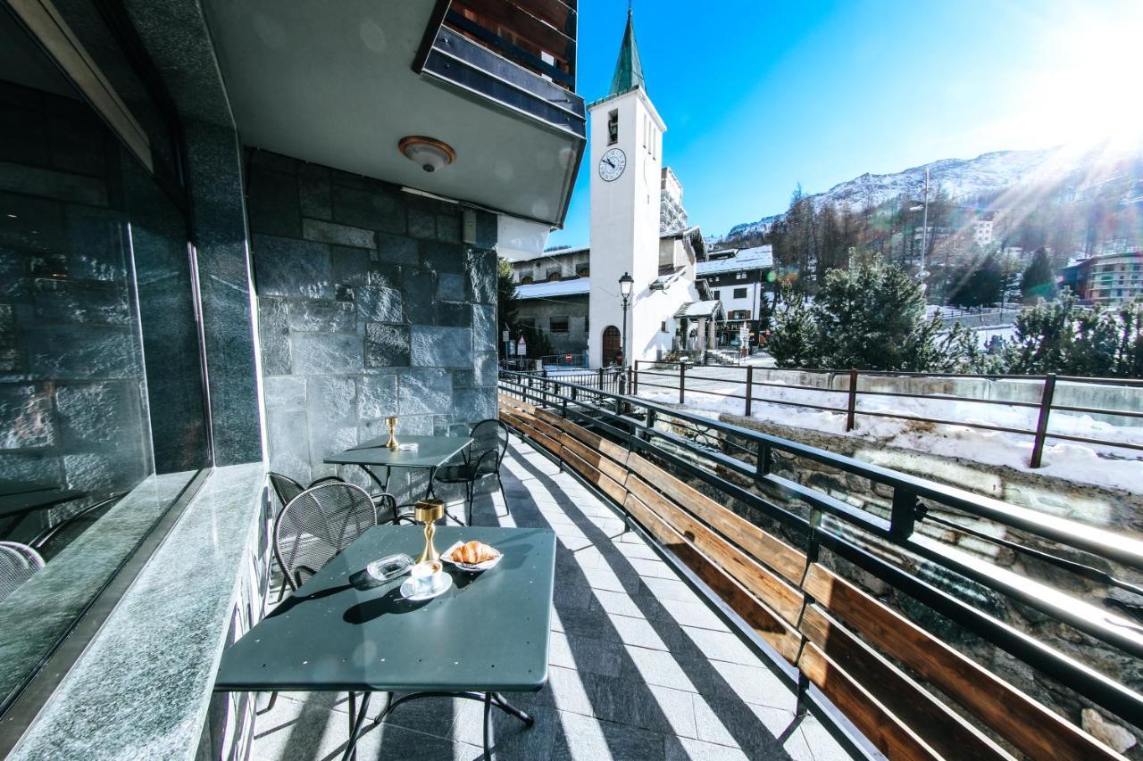Hotel Sporting Breuil-Cervinia Eksteriør bilde